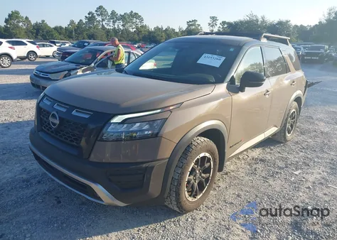 2023 Nissan Pathfinder Rock Creek 4Wd z USA, uszkodzony, nr VIN 5N1DR3BD2PC214470